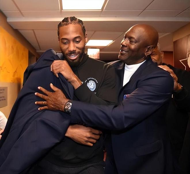 通过这些案 通过这些案